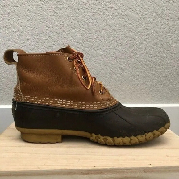 L.L. Bean Brown Leather 6" Leather Duck Boots 9 - Picture 7 of 8